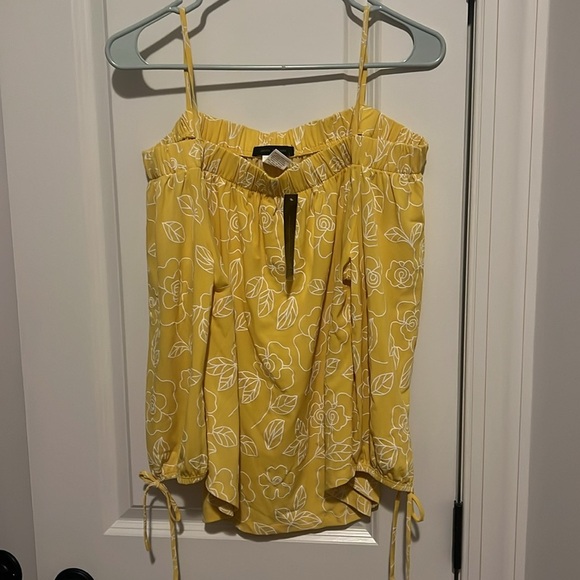 NWT Jennie & Marlis Off the Shoulder Yellow Floral Top Shirt size Medium Boho - Picture 3 of 6